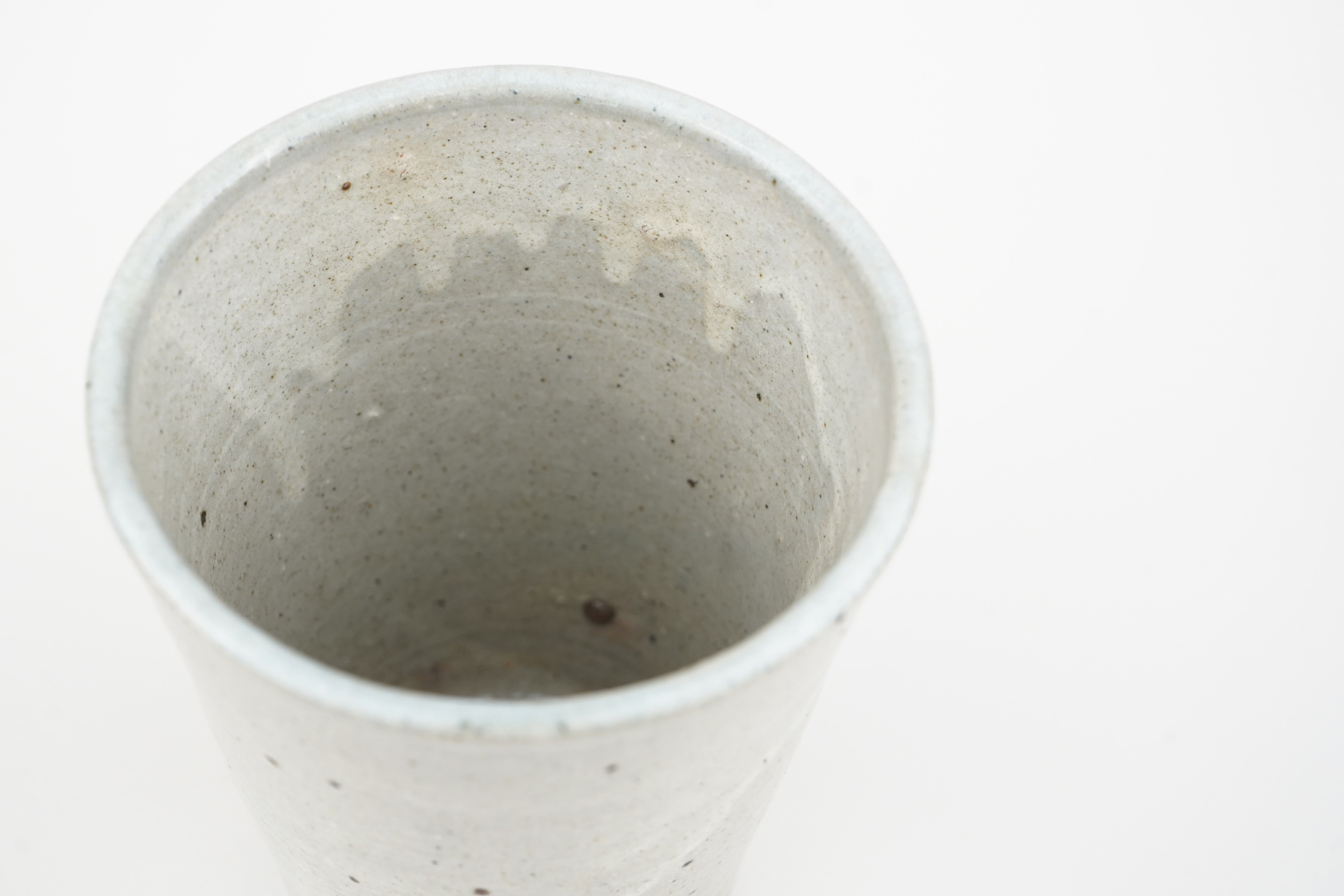 Teacup (Ash Kohiki Glaze, Yunomi) – Yasuhiro Kotani