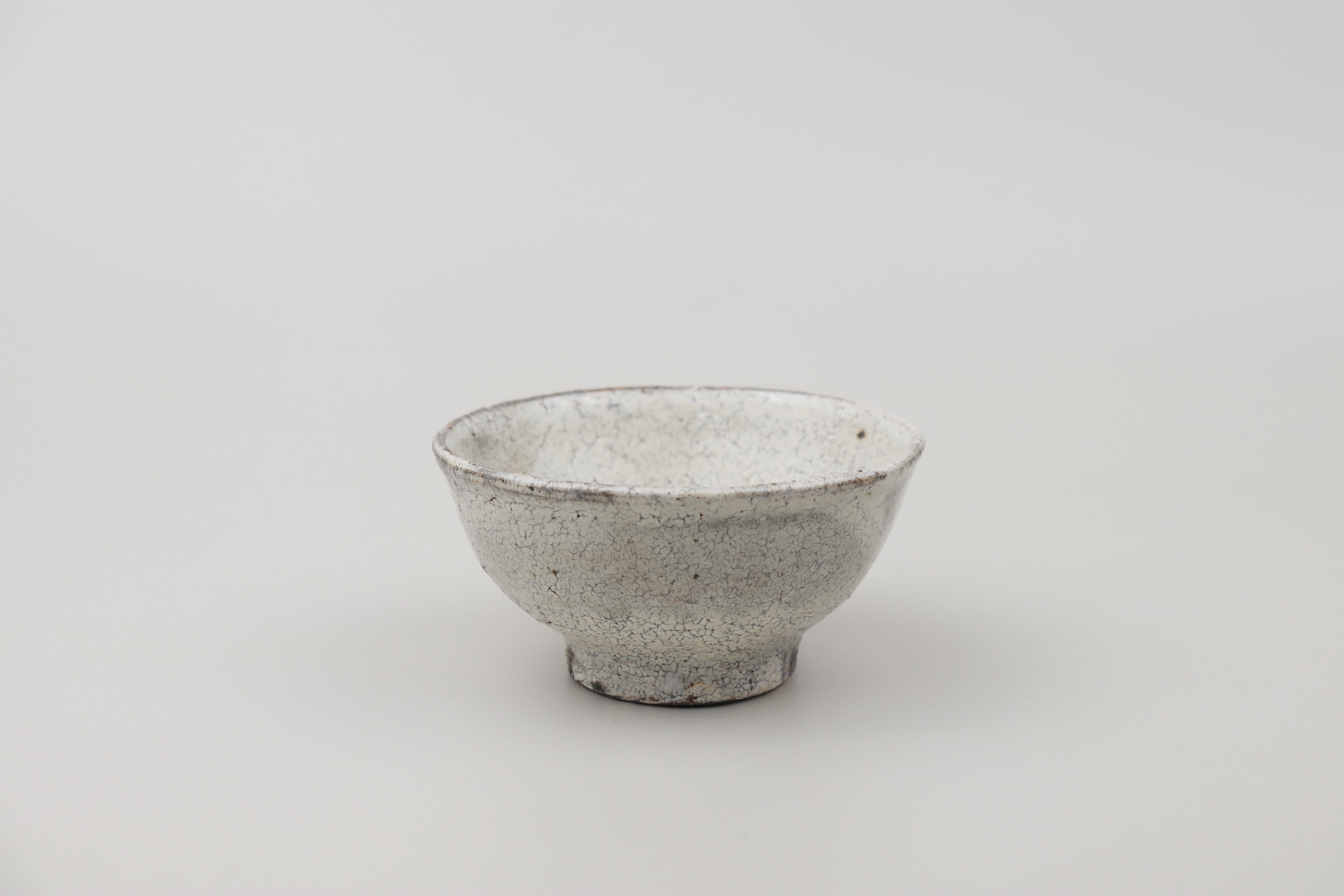 井上茂 飯碗 荒ヒビ粉引