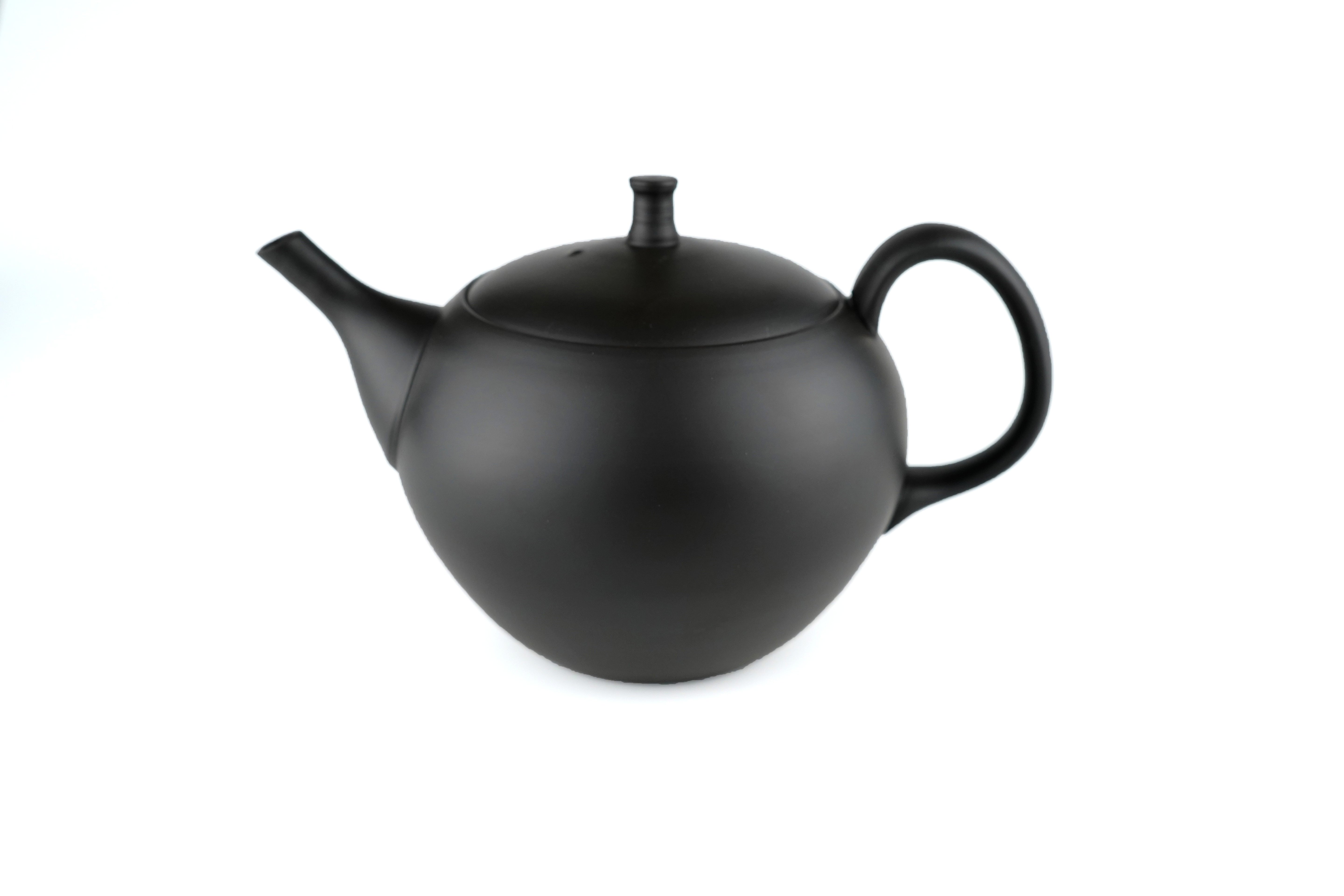 【常滑急須】黒平丸ポット (梅原タツオ)