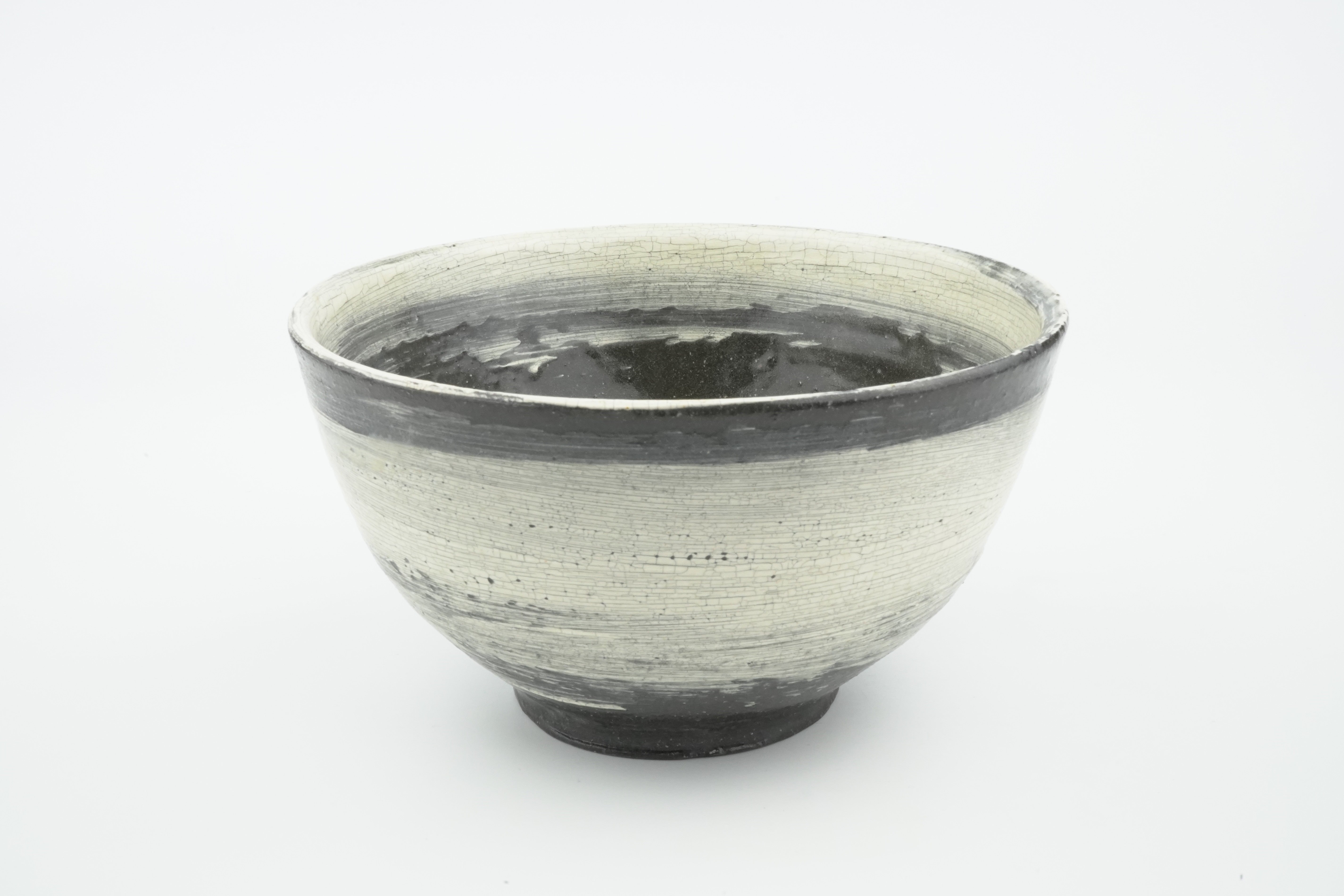 尾形アツシ　刷毛目　大鉢 尾形アツシ】丼(黒地刷毛目) - 日本茶専門店YUGEN