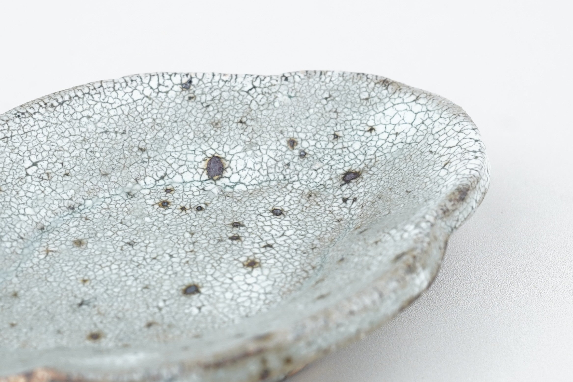【加藤祥孝】豆皿 (グレー粉引き)